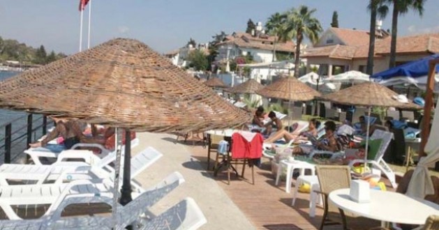 En Pahalı Plaj Ücreti Arsuz'da 