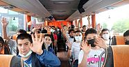 Gençlik ve Spor İl Müdürü kampçıları Arsuz'a uğurladı