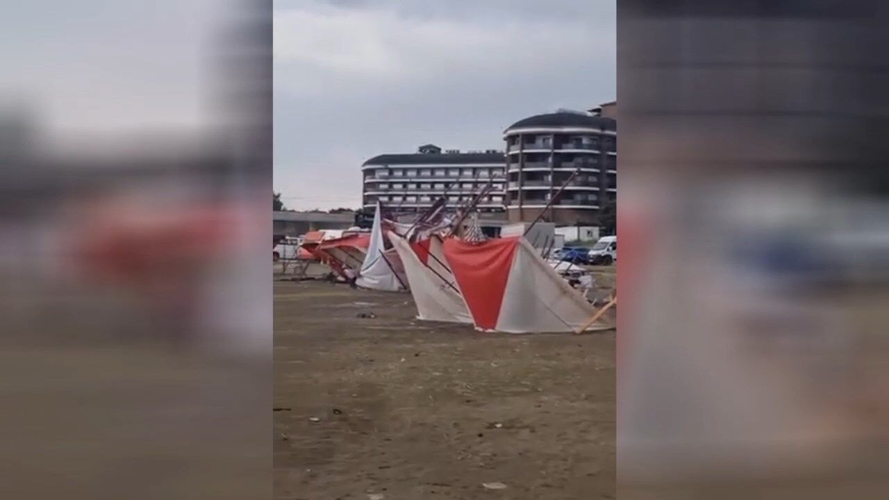 Arsuz’da Gece Fırtınası Gastro Fest Alanını Vurdu!