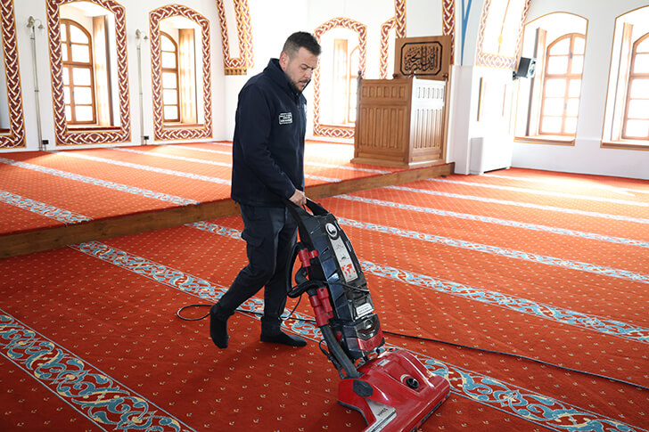 Hatay’da İbadethanelerde Temizlik Seferberliği!