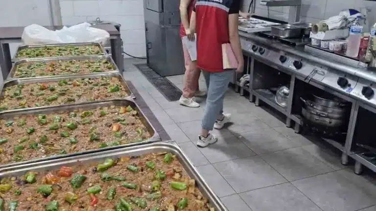 Hatay’da okul kantinleri ve yemekhanelerde gıda denetimleri artırıldı