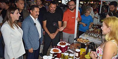 Hatay’ın üreten kadınları, Arsuz Kent Meydanı’na el koydu!