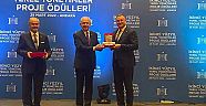 ULUSLARARASI VİZYON ÖDÜLÜ LÜTFÜ SAVAŞ’IN